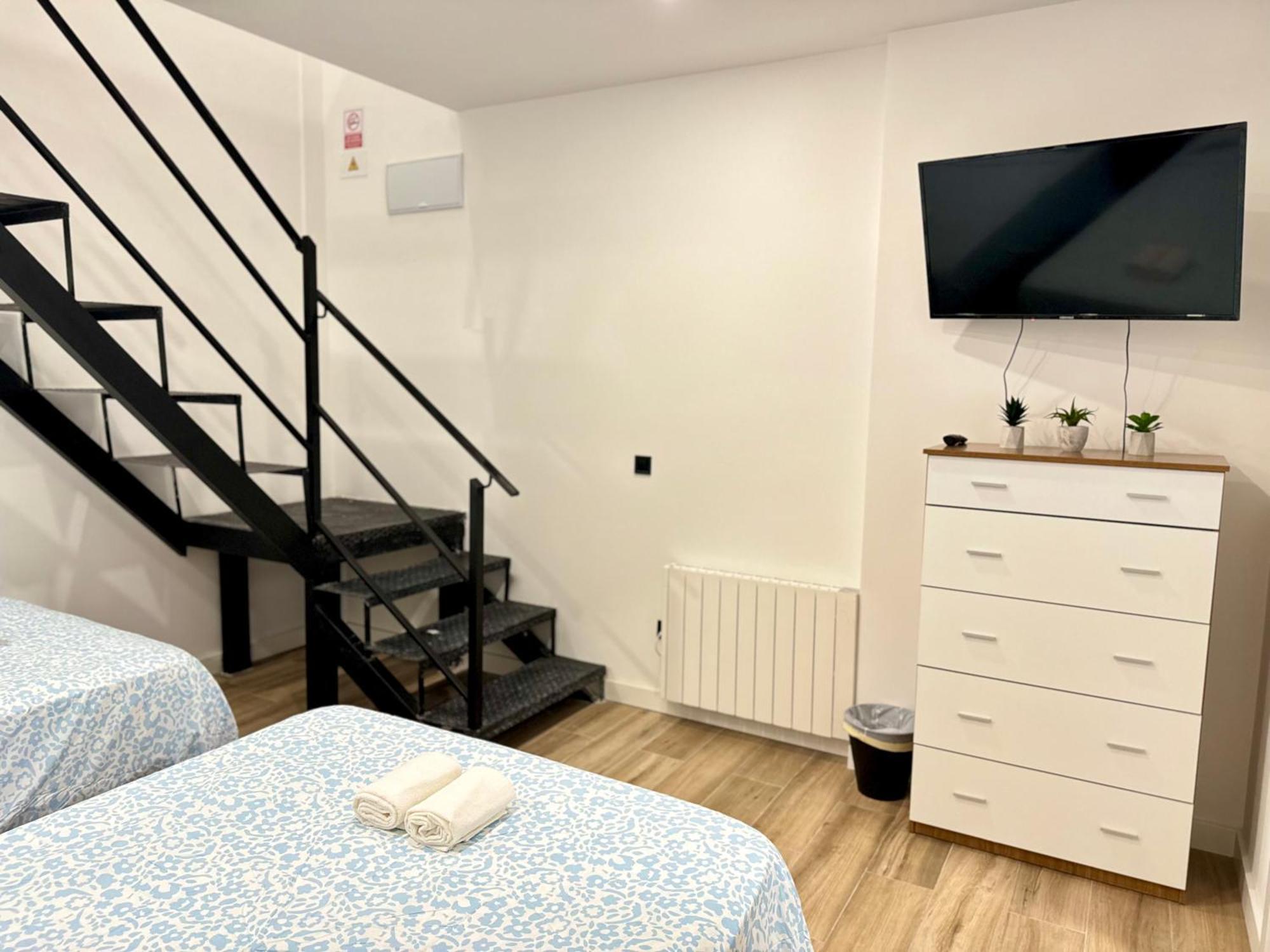 Apartamentos Castillejos Мадрид Экстерьер фото